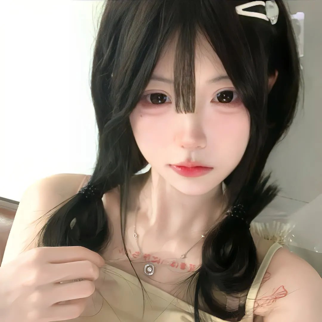 美丽笨女人